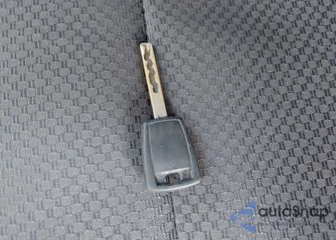 2016 Chevrolet Silverado 1500 1Lt/2Lt from USA, damaged, VIN 3GCUKREC4GG324092